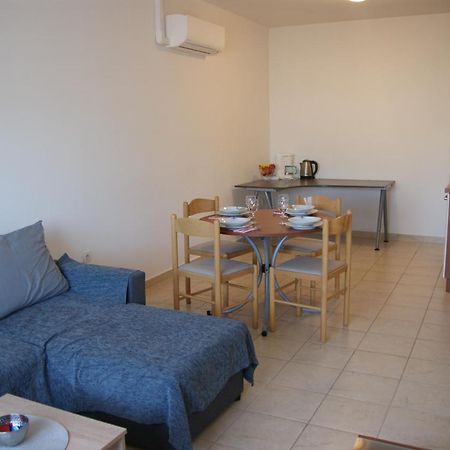 Apartman Adriatic PUY Exterior foto