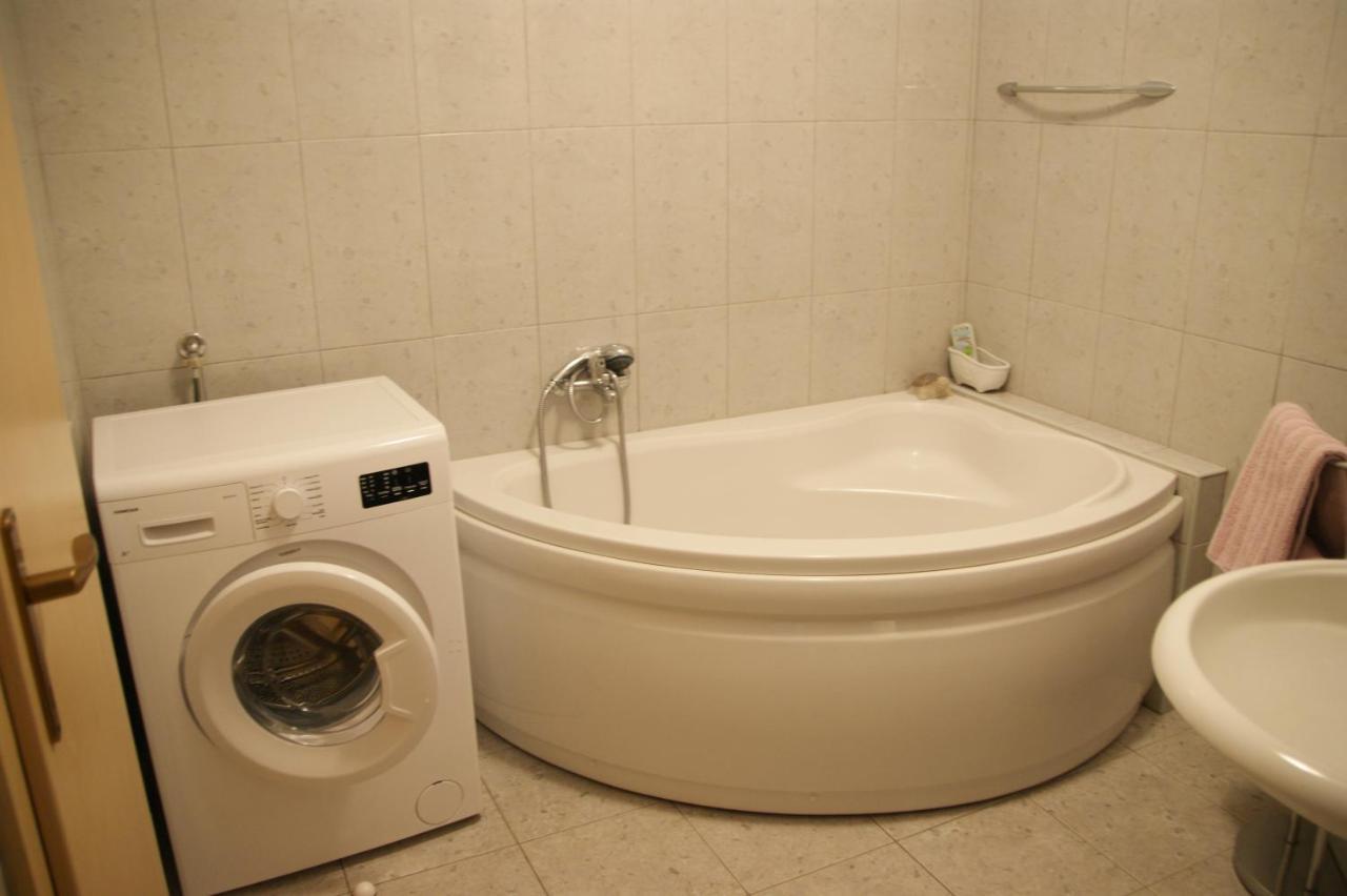 Apartman Adriatic PUY Exterior foto