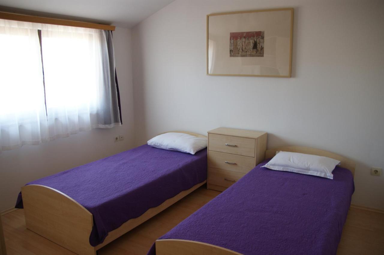 Apartman Adriatic PUY Exterior foto