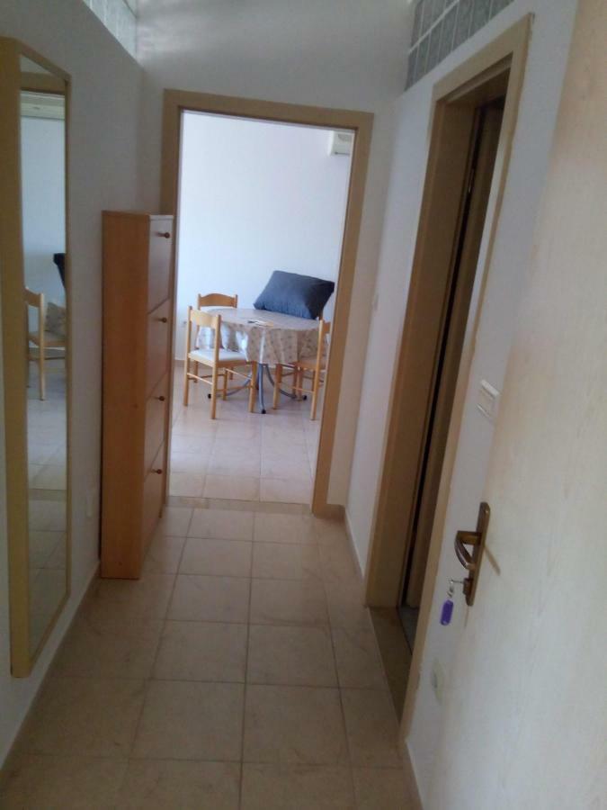 Apartman Adriatic PUY Exterior foto